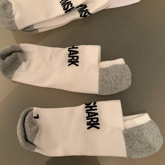 BNWT LOT OF 3 GYMSHARK NO SHOW SOCKS LIMITED EDITION LUXURY SOCKS SZ S WHITE - Picture 6 of 6